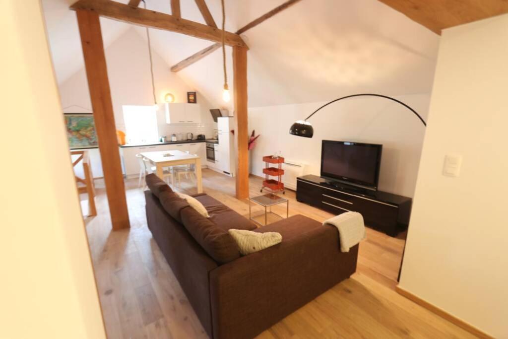 Loft A La Campagne/ 1Ere Occupation Appartement Visé Buitenkant foto