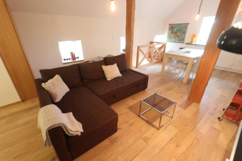 Loft A La Campagne/ 1Ere Occupation Appartement Visé Buitenkant foto